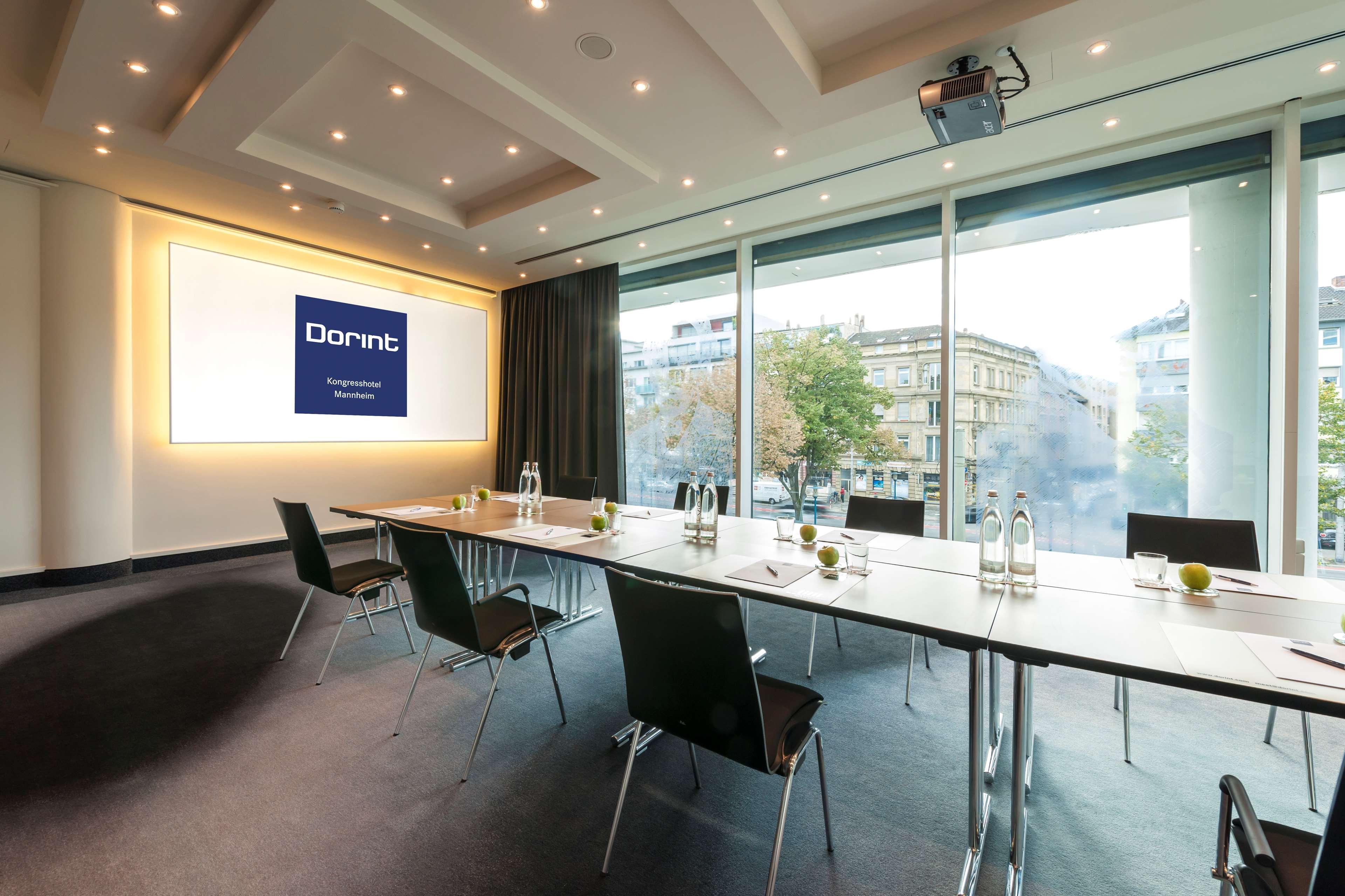 Dorint Kongresshotel Mannheim Exterior photo