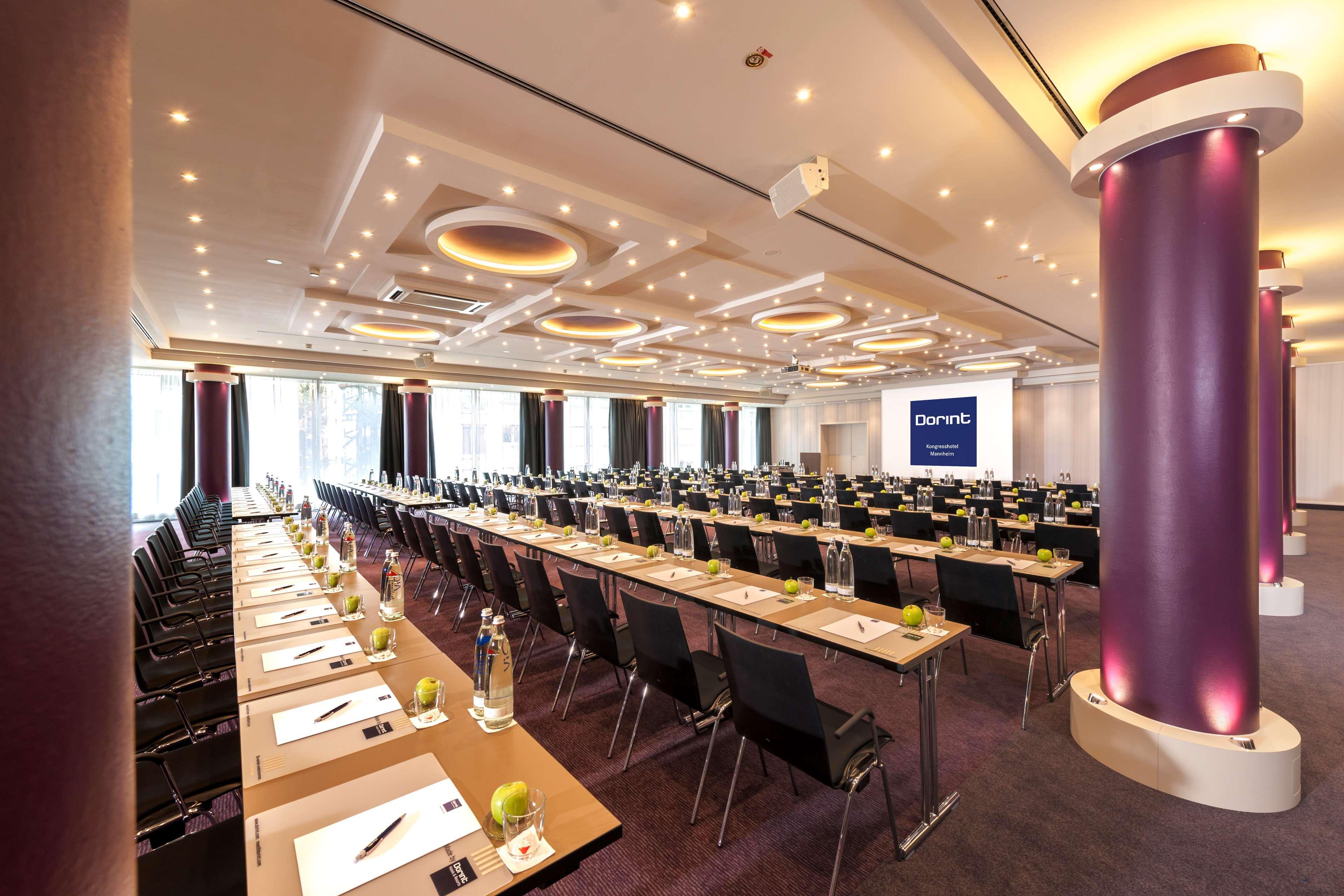 Dorint Kongresshotel Mannheim Exterior photo